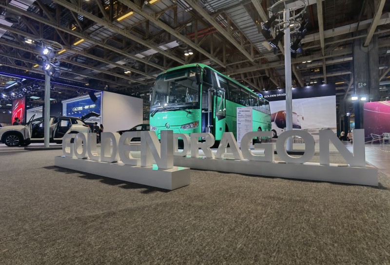 Two Golden Dragon Bus Models Attend Macao International Auto Show